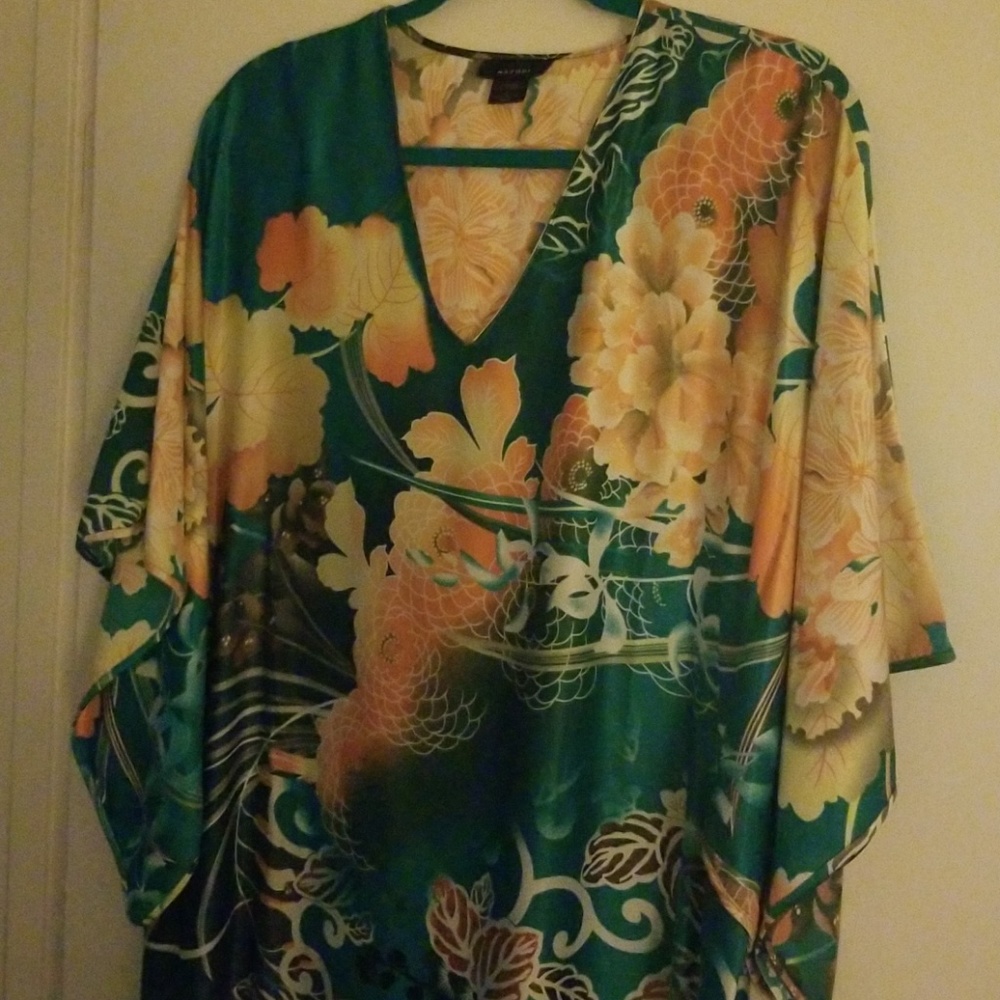 Natori caftan